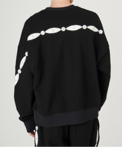 DISCOVERED(ディスカバード)の「DISCOVERED(ディスカバード)STUD'S PULLOVER|BLACK(スウェット・メンズ・ブラック・3/1)」の7枚目の写真