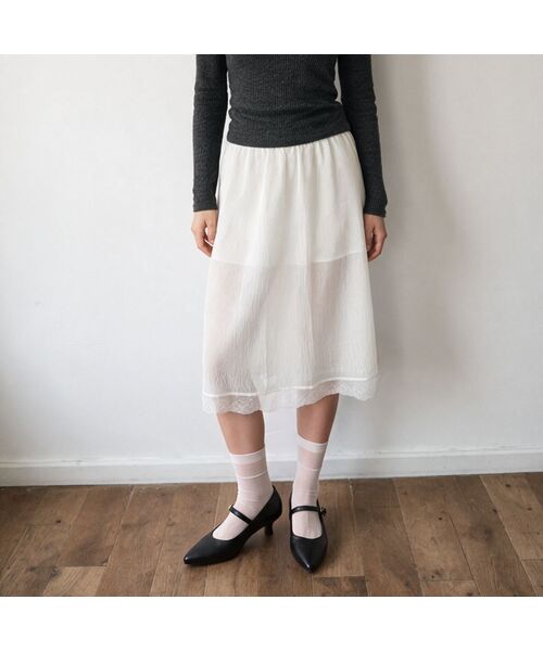 SPUR（シュプール）の「Cottet メリージェーン コンフォートパンプス ポインテッドトゥ ヒール 5cm -WA9024 (2color)（パンプス・レディース・アイボリー/ブラック・22.5cm/25cm/24.5cm/24cm/23.5cm/23cm）」の2枚目の写真