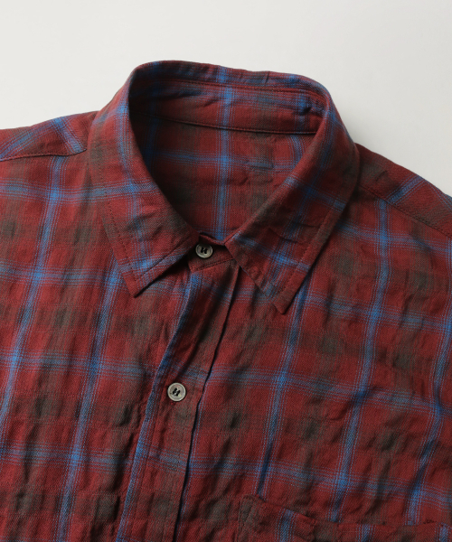 INDUST（インダスト）の「チェックシャツ（レッド）（シャツ/ブラウス・レディース・ネイビー・1(S)/2(M)/3(L)）」の2枚目の写真