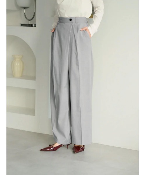 fifth(フィフス)の「【cestmignon_mauセレクト】ラップ風タックワイドパンツ(その他パンツ・レディース・ライトグレー/ブラック/ブラウン・XS/M)」の3枚目の写真