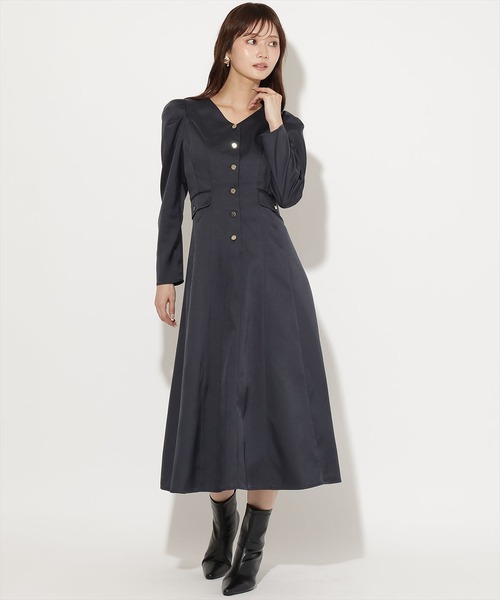 AND COUTURE(アンドクチュール)の「Vネックパフスリーブワンピース(ワンピース・レディース・ベージュ/ブラウン/ネイビー・FREE)」の3枚目の写真