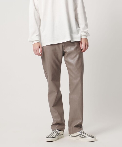 UNITED ARROWS & SONS(ユナイテッドアローズアンドサンズ)の「<UNITED ARROWS & SONS> LTHR LIKE NP ST PANTS/パンツ(その他パンツ・メンズ・ベージュ/ブラック・L/XL/S/M)」の3枚目の写真