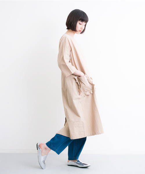 MERLOT（メルロー）の「フリルポケットワンピース2257（ワンピース・レディース・ピンク/ベージュ/ブルー/ブラック・FREE）」の2枚目の写真