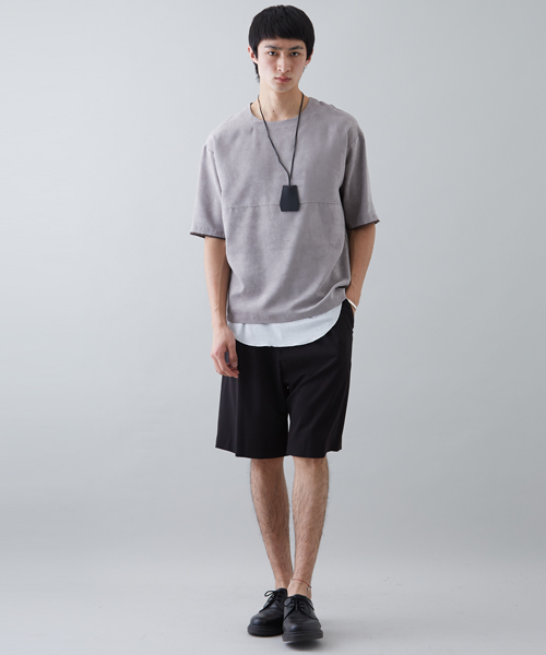 STUDIOUS（ステュディオス）の「マイクロスウェードハーフスリーブTシャツ （Tシャツ/カットソー・メンズ・グレー/ブラック/ピンク・2/3/1）」の5枚目の写真