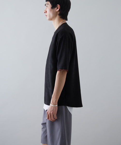 STUDIOUS（ステュディオス）の「マイクロスウェードハーフスリーブTシャツ （Tシャツ/カットソー・メンズ・グレー/ブラック/ピンク・2/3/1）」の7枚目の写真