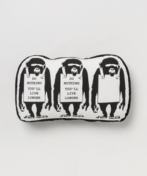 Sync.（スィンク）の「Sync.【BRANDALISM】PLUSH CUSHION "MONKEY SIGN" 2nd（クッション/クッションカバー）」