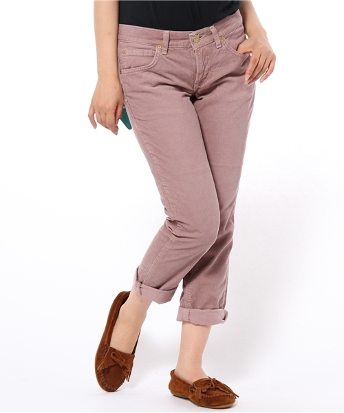 SHIPS for women（シップスフォーウィメン）の「★★LEE:コーデュロイ スリムテーパード（その他パンツ・レディース・ベージュ/オフホワイト/ピンク・X-SMALL/SMALL/MEDIUM）」の3枚目の写真