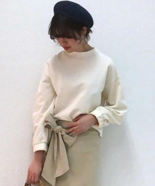 RIVE DROITE(リヴドロワ)の「裏毛シャーリングスリーブカットソー(Tシャツ/カットソー・レディース・アイボリー/グレー・FREE)」の2枚目の写真