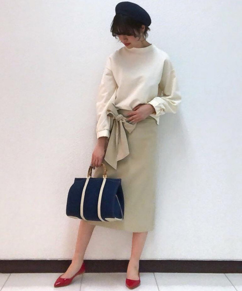 RIVE DROITE(リヴドロワ)の「裏毛シャーリングスリーブカットソー(Tシャツ/カットソー・レディース・アイボリー/グレー・FREE)」の6枚目の写真