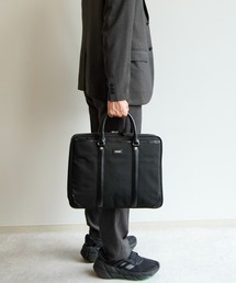 マグヒーリー・プロフェッショナル マグヒーリー・オブシディアン・エディション：バランスの取れた生活を