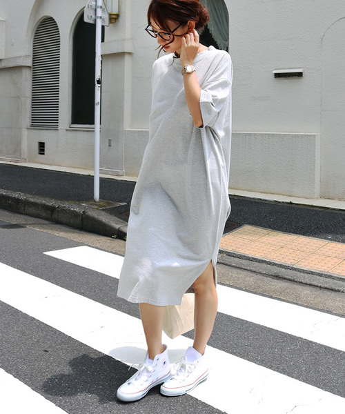 andme(アンドミー)の「マキシ丈半袖Tシャツワンピース(ワンピース・レディース・ブラック/オフホワイト/ベージュ/ネイビー/カーキ/ライトグレー・M/L)」の16枚目の写真