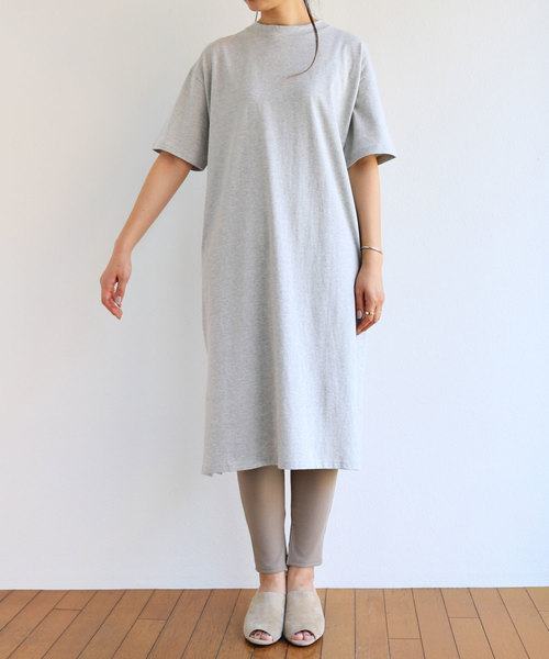 andme(アンドミー)の「マキシ丈半袖Tシャツワンピース(ワンピース・レディース・ブラック/オフホワイト/ベージュ/ネイビー/カーキ/ライトグレー・M/L)」の18枚目の写真