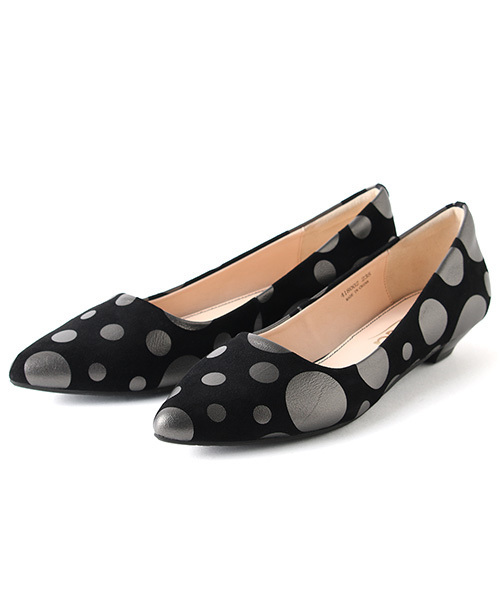 coca(ANDEX shoes product)(コカ)の「coca/コカ プリント革ポインテッドトゥパンプス 2cmヒール 418002(パンプス・レディース・ブラック/ブラック系その他・22.0cm/22.5cm/23.0cm/23.5cm/24.0cm/24.5cm)」の1枚目の写真