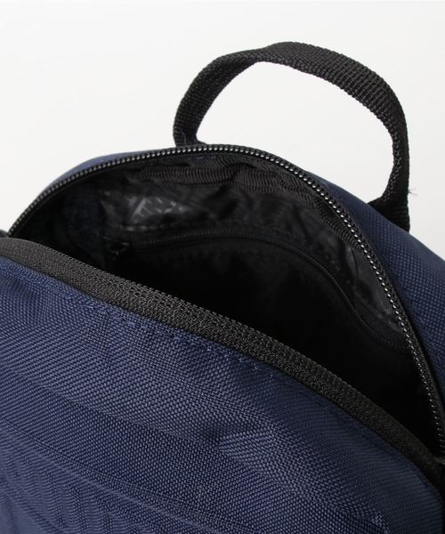 PUMA（プーマ）の「WEGO/PUMA Sポータブル（ショルダーバッグ・メンズ・ブラック/ネイビー・FREE）」の3枚目の写真