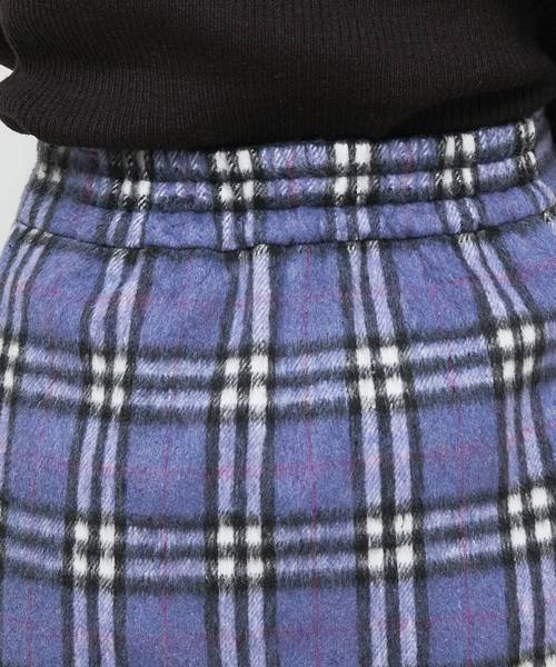 natural couture(ナチュラルクチュール)の「起毛チェックミニスカート(スカート・レディース・グレー系その他/ブラウン系その他/ブルー系その他/オレンジ系その他・FREE)」の22枚目の写真