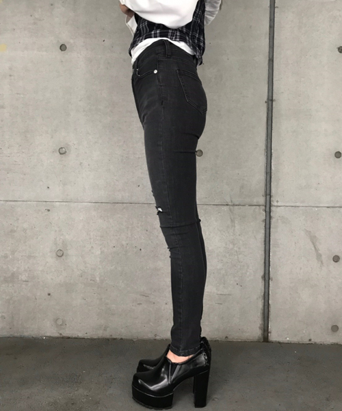 ENVYM（アンビー）の「Ｂａｃｋ　Ｃｕｔ　Ｓｋｉｎｎｙ（その他パンツ・レディース・ブラック・S/M）」の4枚目の写真