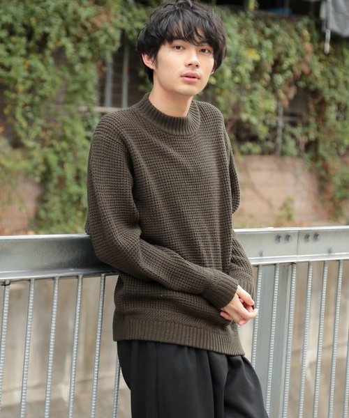 niko and...（ニコアンド）の「ワッフルモックネックニット（ニット/セーター・メンズ・ネイビー/オリーブ/キャメル・MEDIUM/LARGE）」の2枚目の写真