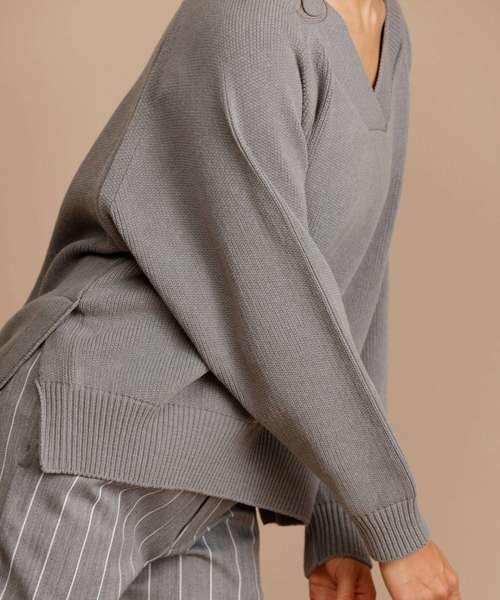 Munich（ミューニック）の「ピーチコットンタック編みニットVネックプルオーバー（ニット/セーター・レディース・ブラウン/グレー/ピンク/ライトベージュ・FREE）」の11枚目の写真