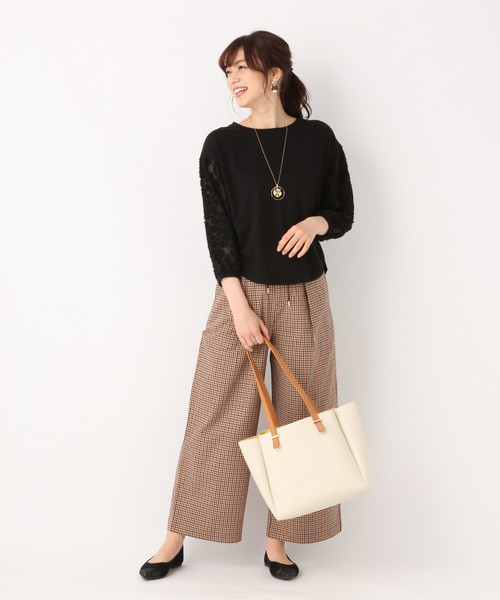 GLOBAL WORK（グローバルワーク）の「ソデジャガード5分袖/826216（Tシャツ/カットソー・レディース・ホワイト/ライトブルー/ブラック・MEDIUM/LARGE）」の10枚目の写真