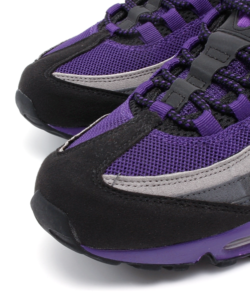 NIKE(ナイキ)の「ナイキ エアマックス 駅伝カラー NIKE AIR MAX 95(スニーカー・メンズ・ブラック/パープル・27cm/28cm/27.5cm/29cm/28.5cm)」の3枚目の写真