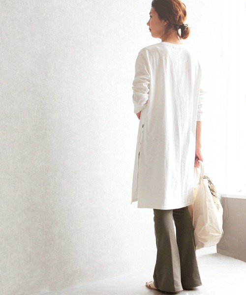 reca（レカ）の「フロントタックフレアパンツ（その他パンツ・レディース・ブラック/カーキ/キャメル/グレイッシュベージュ/グレー系その他・FREE）」の6枚目の写真