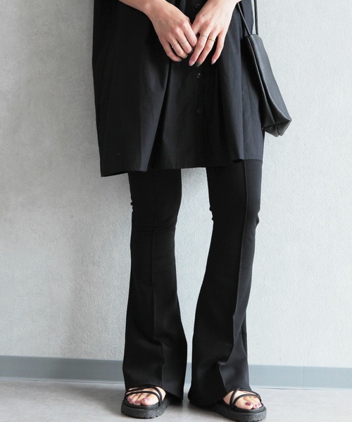 reca（レカ）の「フロントタックフレアパンツ（その他パンツ・レディース・ブラック/カーキ/キャメル/グレイッシュベージュ/グレー系その他・FREE）」の18枚目の写真