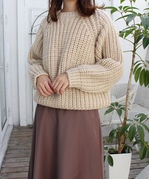 ローゲージクルーネックニット