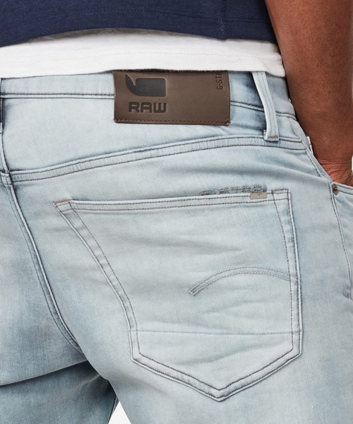 G-STAR（ジースター）の「3301 Slim Shorts（デニムパンツ・メンズ・インディゴブルー・31inch/29inch/30inch/34inch/32inch/33inch/28inch）」の3枚目の写真