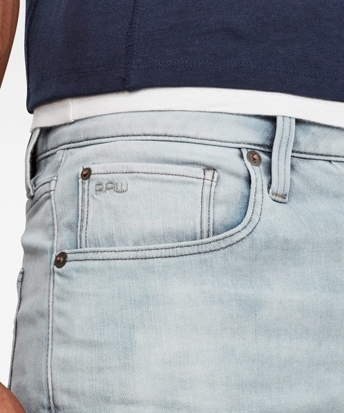 G-STAR（ジースター）の「3301 Slim Shorts（デニムパンツ・メンズ・インディゴブルー・31inch/29inch/30inch/34inch/32inch/33inch/28inch）」の4枚目の写真