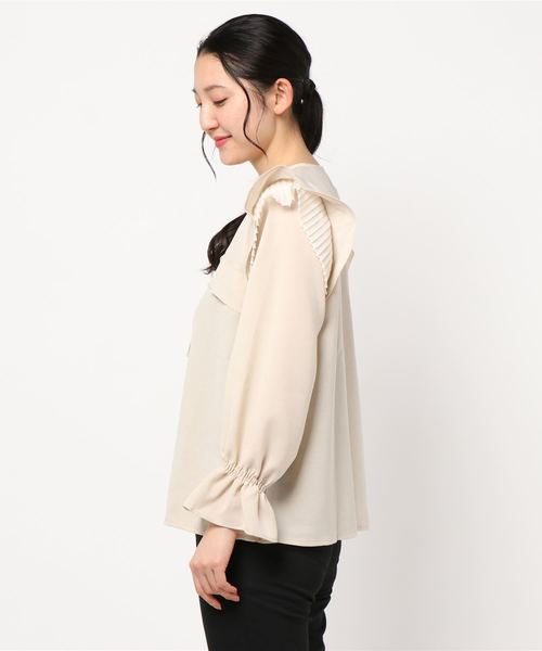 Flowerモチーフラッフルブラウス♡♡♡ merry jenny（メリージェニー）の「flowerラッフルブラウス（シャツ