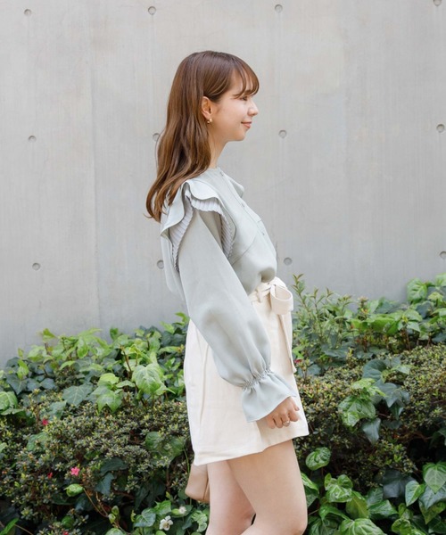 Flowerモチーフラッフルブラウス♡♡♡ ウォッシャブル】フラワー柄ラッフルブラウス(ブラウス)｜トップス
