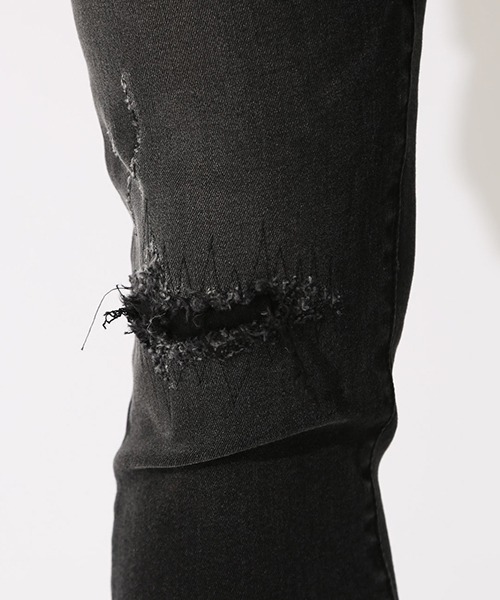 AZUL by moussy（アズールバイマウジー）の「VINTAGE REMAKE SKINNY Ⅱ/ビンテージリメイクスキニーⅡ（デニムパンツ・メンズ・ブラック/ブルー/ライトブルー・LARGE/X-SMALL/X-LARGE/SMALL/MEDIUM）」の10枚目の写真