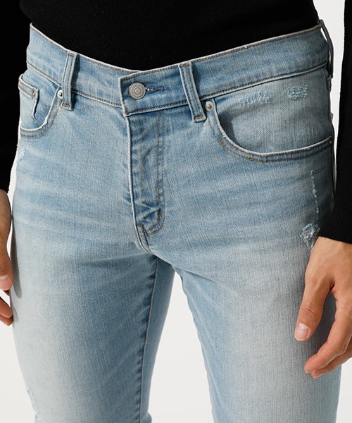AZUL by moussy（アズールバイマウジー）の「VINTAGE REMAKE SKINNY Ⅱ/ビンテージリメイクスキニーⅡ（デニムパンツ・メンズ・ブラック/ブルー/ライトブルー・LARGE/X-SMALL/X-LARGE/SMALL/MEDIUM）」の19枚目の写真