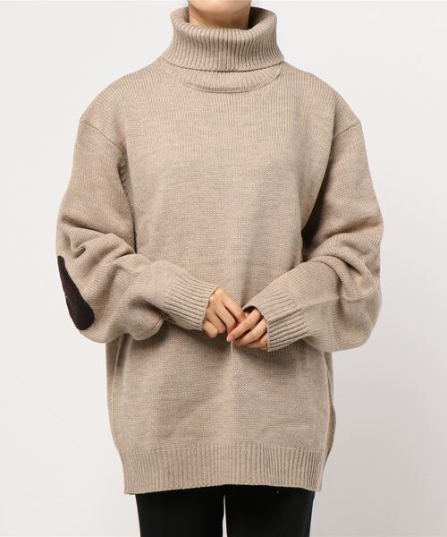 B.I.D.（ビーアイディー）の「エルボーパッチ　タートルニット（ニット/セーター・レディース・ベージュ/アイボリー/グレー/ブラウン/ネイビー・X-LARGE/MEDIUM/LARGE）」の4枚目の写真