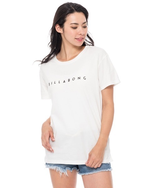 BILLABONG（ビラボン）の「BILLABONG レディース ドロップショルダー Tシャツ/ビラボン 半袖 ロゴ（Tシャツ/カットソー・レディース・ホワイト/ブラック/ピンク・MEDIUM）」の2枚目の写真