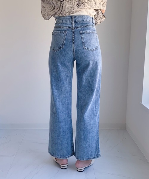 CLEA(クレア)の「サイド スリット ストレート フレア デニム(デニムパンツ・レディース・ブルー・S/M/L)」の6枚目の写真