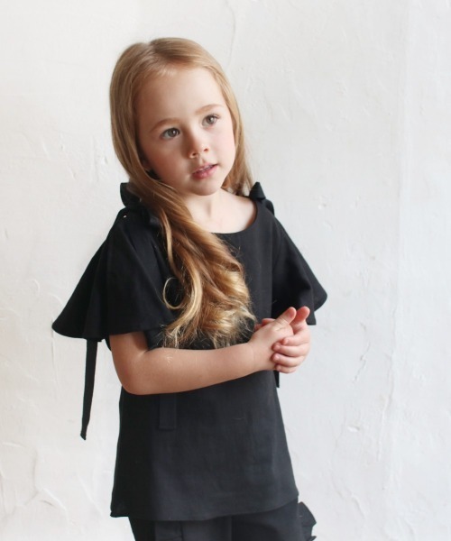 Rora（ローラ）の「アーク リネントップス(2color)（シャツ/ブラウス・キッズ・ブラック/マスタード・110cm/100cm/120cm/130cm/140cm）」の2枚目の写真