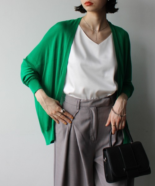 GeeRA（ジーラ）の「接触冷感！ドルマンシアーニットカーディガン（カーディガン/ボレロ・レディース・オフホワイト/ブラック/モカ/イエロー/ライトグレー/グリーン/オレンジ/グリーン系その他/ブルー・MEDIUM/LARGE/X-LARGE/XX-LARGE）」の13枚目の写真