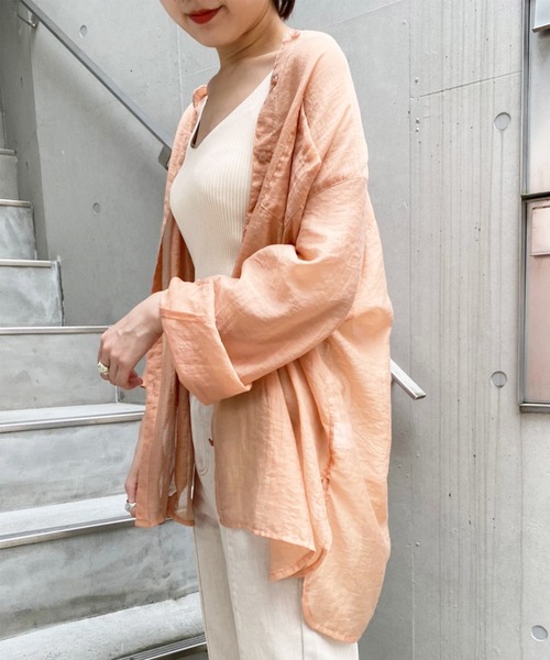 one after another NICE CLAUP（ワンアフターアナザーナイスクラップ）の「ノーカラーシアーシャツ（シャツ/ブラウス・レディース・オフホワイト/グレー系その他/ライトグリーン/ピンク系その他/モカ/オレンジ・FREE）」の6枚目の写真