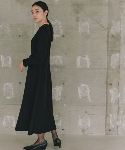 kaene（カエン）の「シンプルロングスリーブワンピース［ブラックフォーマル対応］冠婚葬祭 礼服 喪服 入学式 卒業式 七五三 お宮参り（ワンピース・レディース・ブラック・36/34/38/40/42）」の21枚目の写真