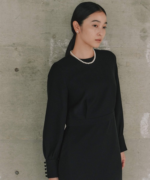 kaene（カエン）の「シンプルロングスリーブワンピース［ブラックフォーマル対応］冠婚葬祭 礼服 喪服 入学式 卒業式 七五三 お宮参り（ワンピース・レディース・ブラック・36/34/38/40/42）」の22枚目の写真