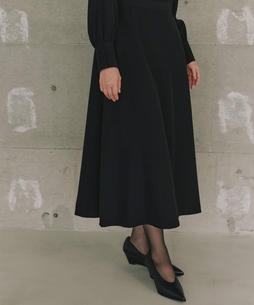 kaene（カエン）の「シンプルロングスリーブワンピース［ブラックフォーマル対応］冠婚葬祭 礼服 喪服 入学式 卒業式 七五三 お宮参り（ワンピース・レディース・ブラック・36/34/38/40/42）」の16枚目の写真