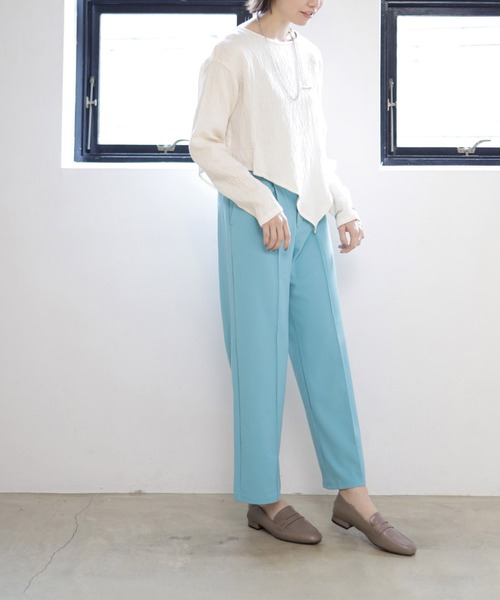 SESTO（セスト）の「バブーシュタイプのスクエアトゥコインローファー（ローファー・レディース・ブラック/ブラウン/ブラック系その他/グレイッシュベージュ・22.5cm/23.5cm/24.5cm/23.0cm/24.0cm/25.0cm/22.0cm）」の9枚目の写真