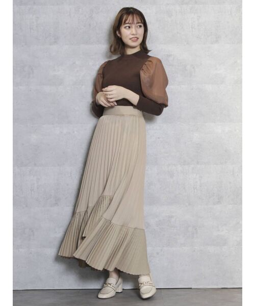 dazzlin（ダズリン）の「ダブルプリーツフレアスカート（スカート・レディース・ベージュ/ブラウン・SMALL/MEDIUM）」の7枚目の写真
