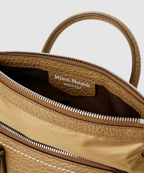 Maison Margiela（メゾンマルジェラ）の「"5AC" - belt bag（ショルダーバッグ・レディース・ブラック系その他/グレー系その他/キャメル・ONESIZE）」の9枚目の写真