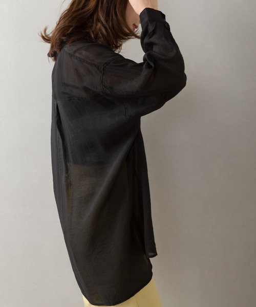 SpRay（スプレイ）の「シアーＢＩＧシャツ（シャツ/ブラウス・レディース・アイボリー/ブラック/イエロー×グリーン/ベージュ/ライトカーキ/ラベンダー/ピンク・FREE）」の18枚目の写真