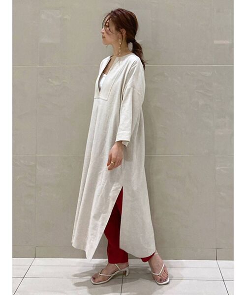 Ungrid（アングリッド）の「リネン混ワンピース（ワンピース・レディース・ブラック/アイボリー・FREE）」の5枚目の写真