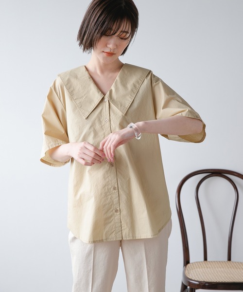 A part by（アパートバイ）の「CoフカVBIGカラーブラウス 946965（シャツ/ブラウス・レディース・ブラック/ベージュ/オフホワイト・FREE）」の2枚目の写真