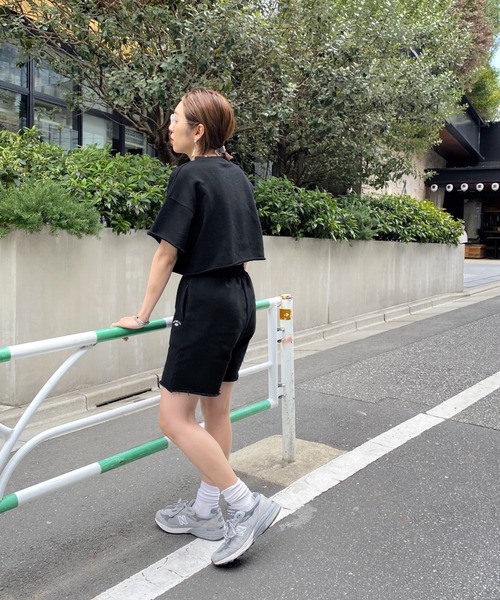 WHO'S WHO gallery(フーズフーギャラリー)の「ワンマイルショートパンツ(スウェットパンツ・レディース・ブラック/レッド/ブルー/グリーン/オートミール/レモンイエロー/黄緑系・FREE)」の12枚目の写真