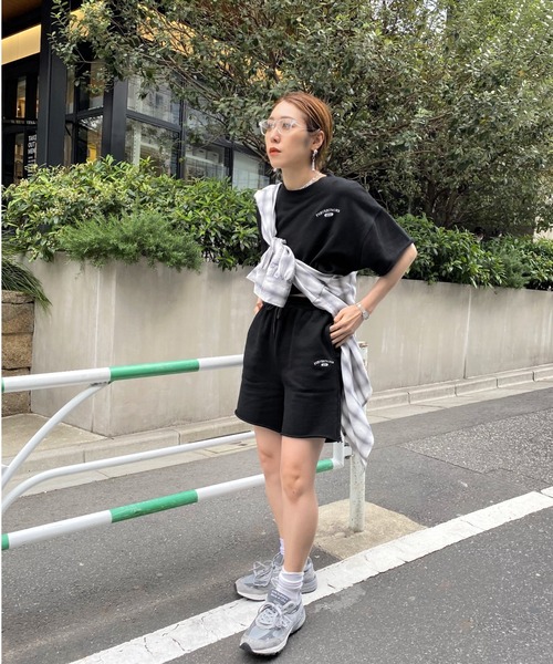 WHO'S WHO gallery(フーズフーギャラリー)の「ワンマイルショートパンツ(スウェットパンツ・レディース・ブラック/レッド/ブルー/グリーン/オートミール/レモンイエロー/黄緑系・FREE)」の13枚目の写真